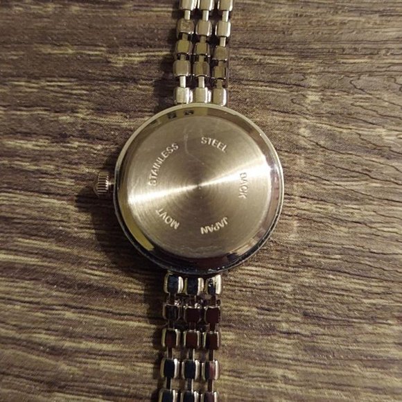 Crystal Watch - Picture 2 of 6